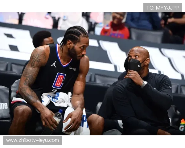 范迪克最新伤情更新:预计缺席几场比赛,伤势恢复情况良好