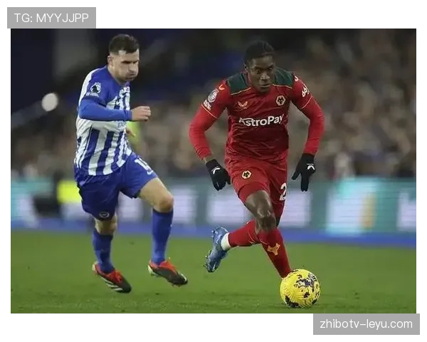 曼联近期防线失误频繁,这一问题是否对球队争冠稳定性形成制约