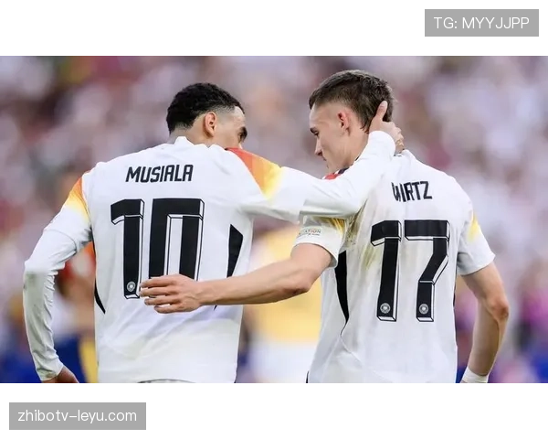 维尔茨与穆西亚拉:组织天赋与战术角色差异解析 维尔茨与穆西亚拉:组织天赋与战术角色差异解析